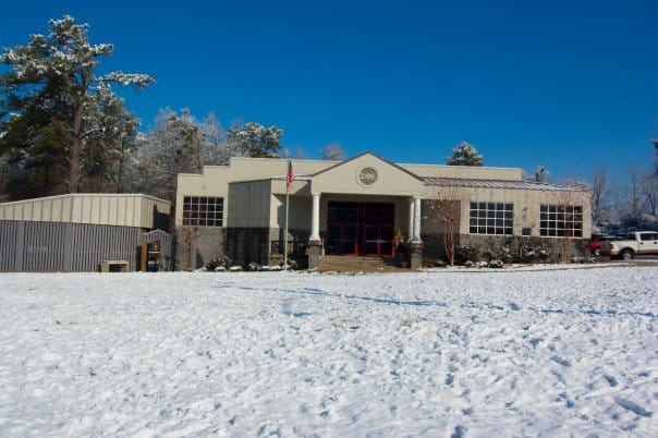 Auburn SigEp house in the snow.