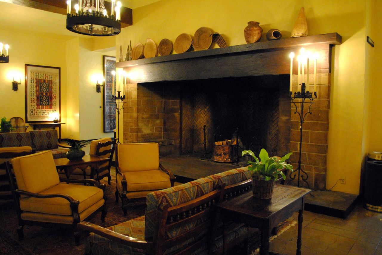 Sitting area inside the Dining room inside the Ahwahnee Lodge.